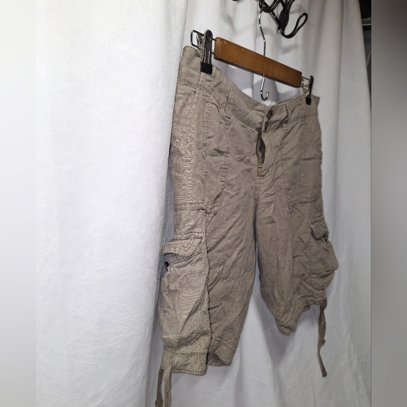 Old navy women's cargo shorts size 4 - Picture 2 of 4